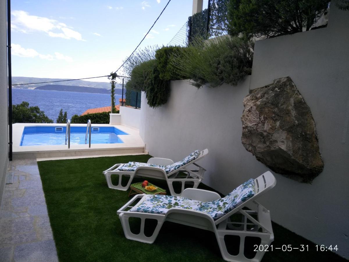 Private Pool And Sea View Apartment Omiš Exteriör bild