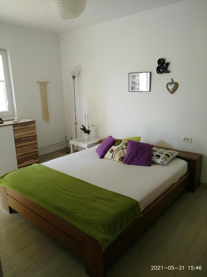 Private Pool And Sea View Apartment Omiš Exteriör bild